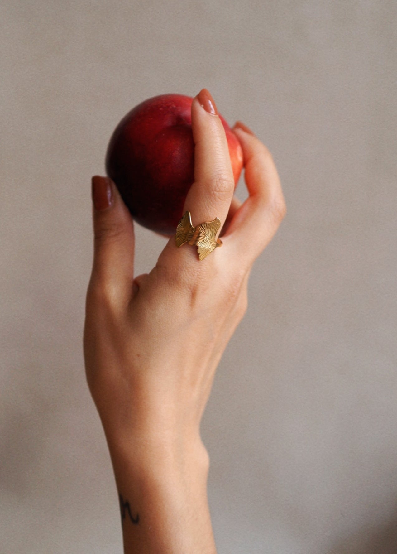 Chloe Ginkgo Flower Ring