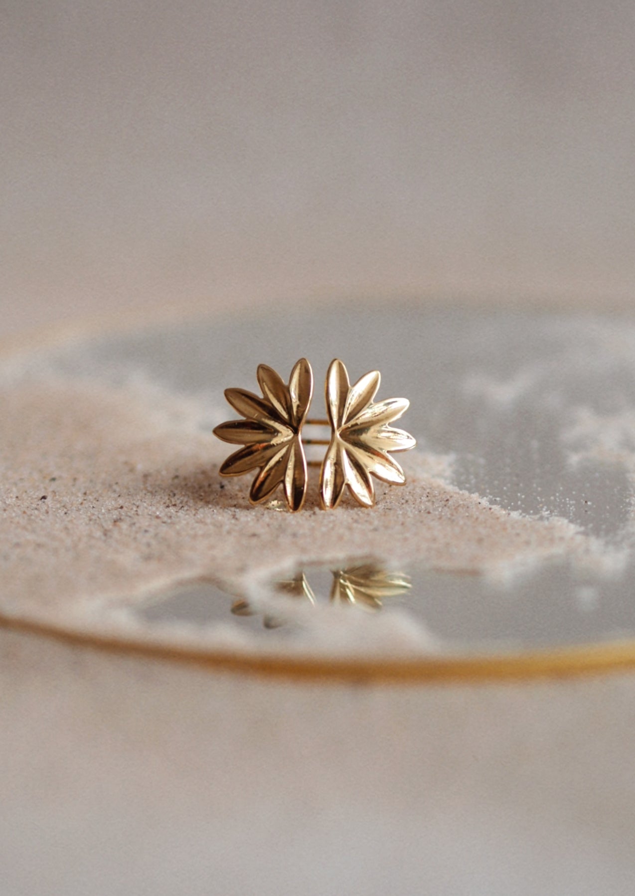 Amélie Leaf Ring