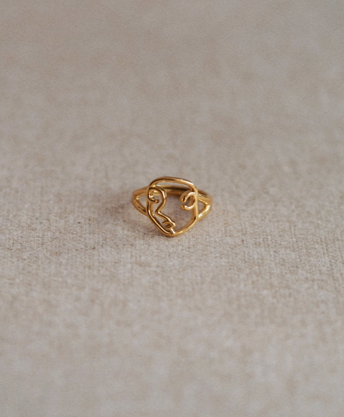 Elise Abstract Face Ring