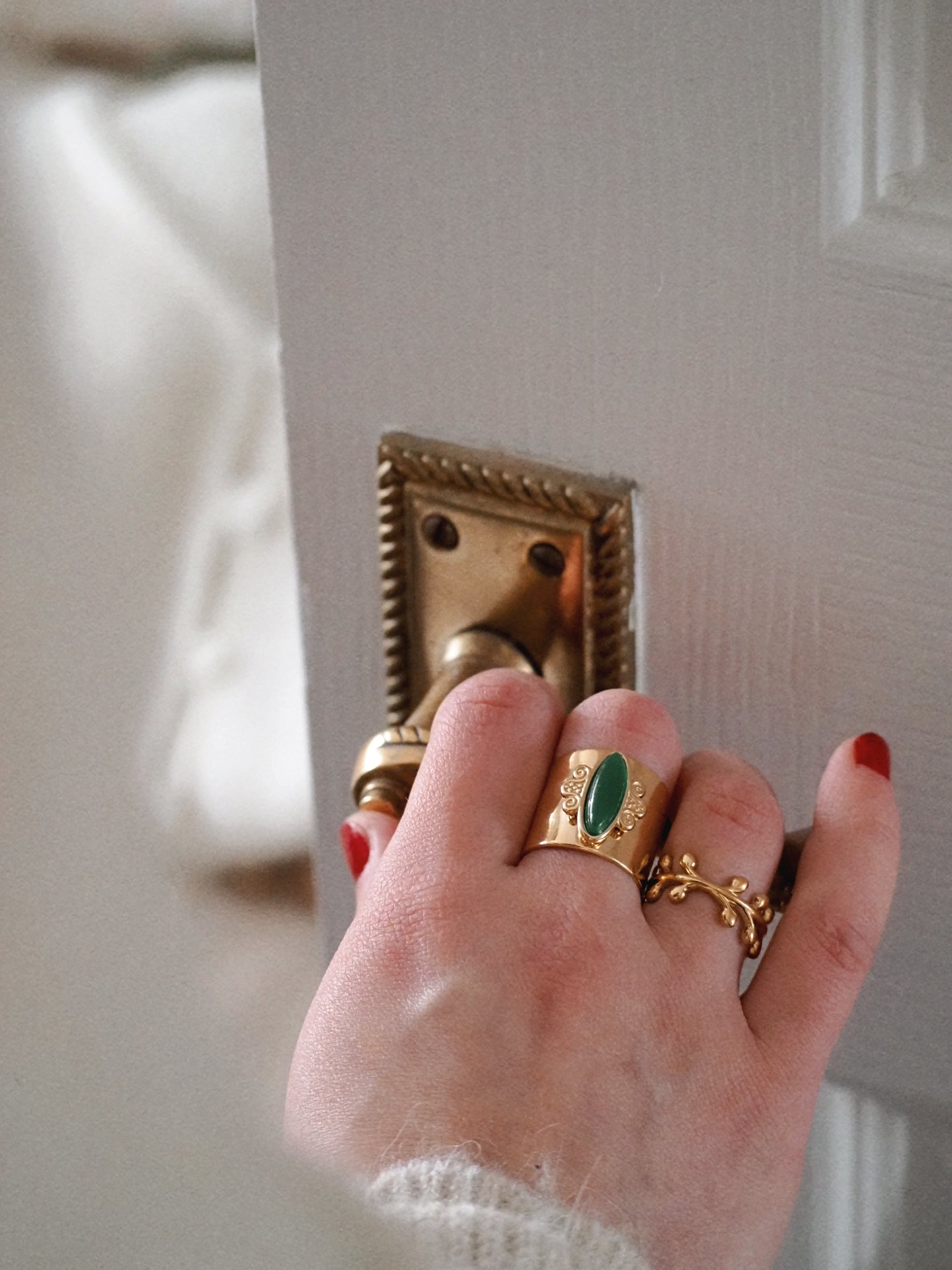 Unique Antique Style Ring With Green Gemstone