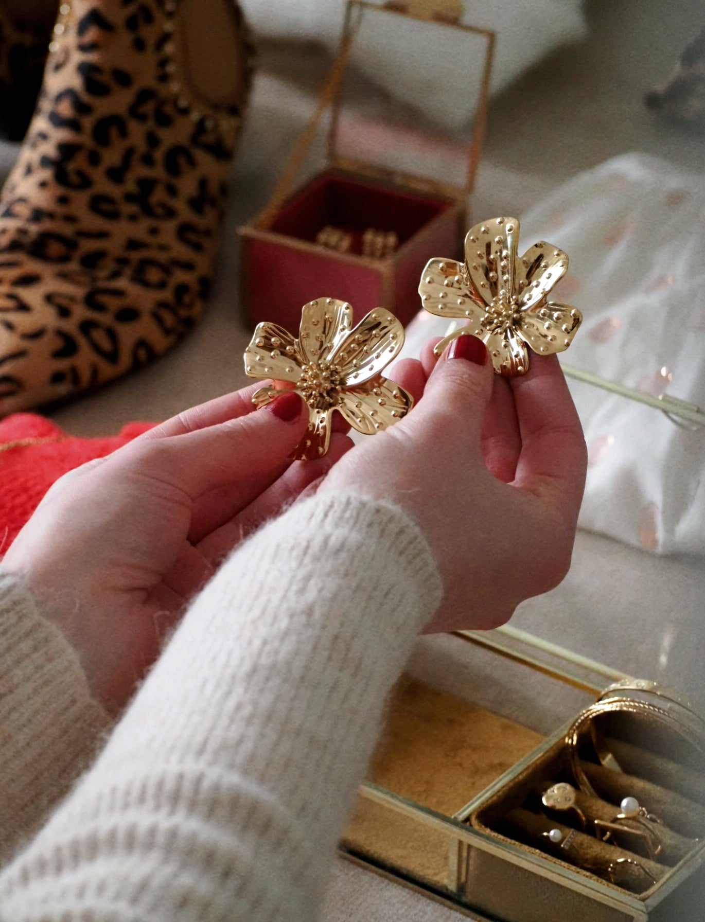 Tove Large Flower Earrings