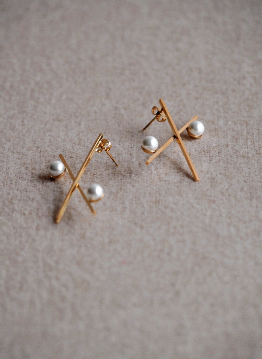 Simone Crossed Lines Earrings