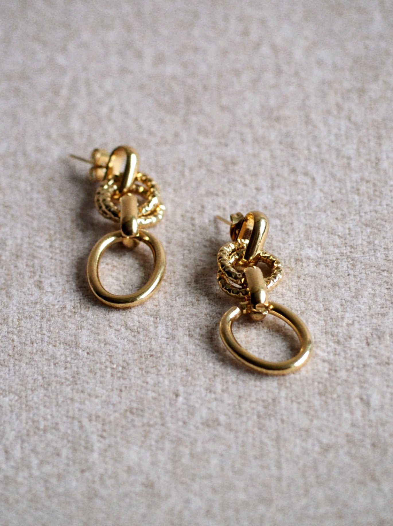 Maja Chain Earrings