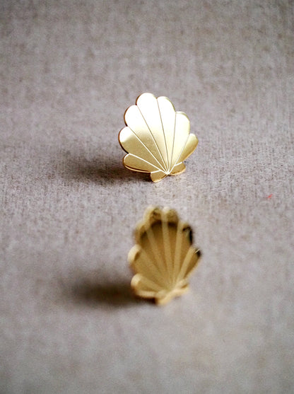 Large Shell Earrings In Gold