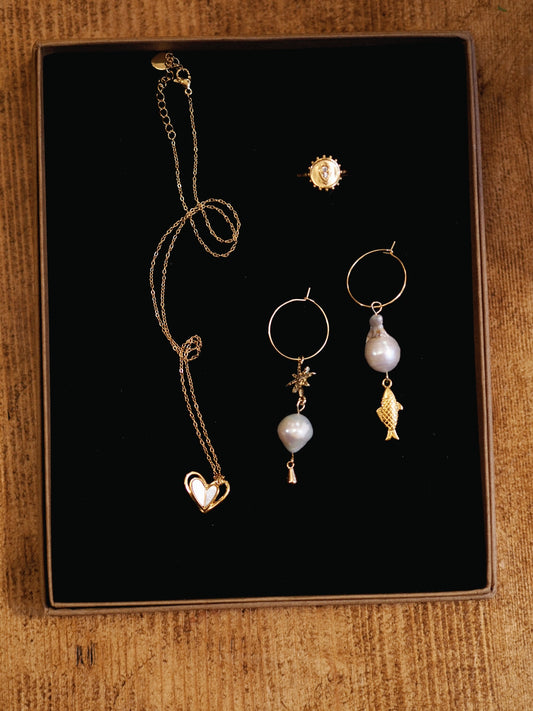 Hidden Harmony Pearl Jewellery Set