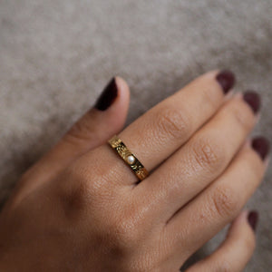 Delicate Pearl Ring