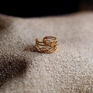 Five Line Ring