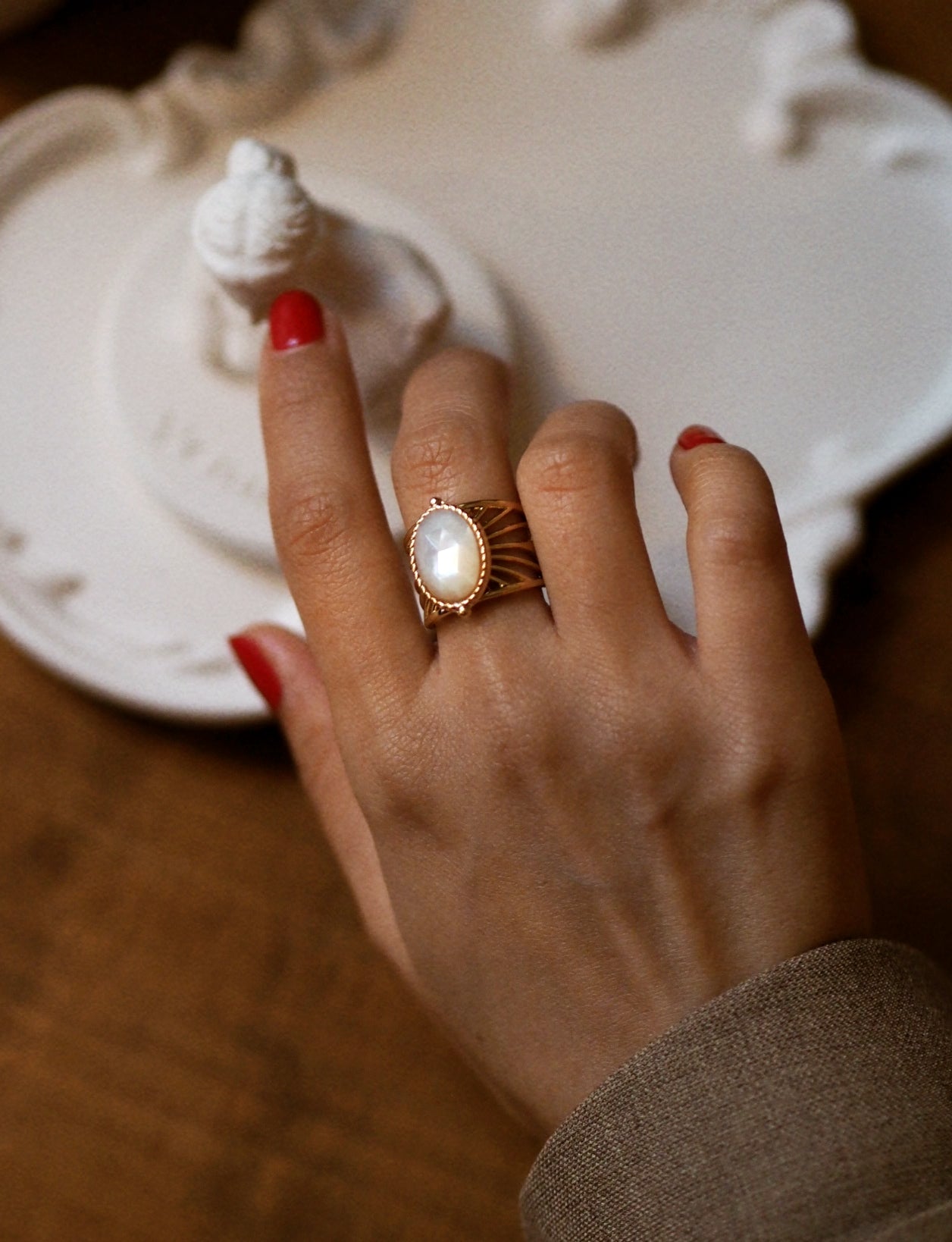 Unique Mother of Pearl Ring