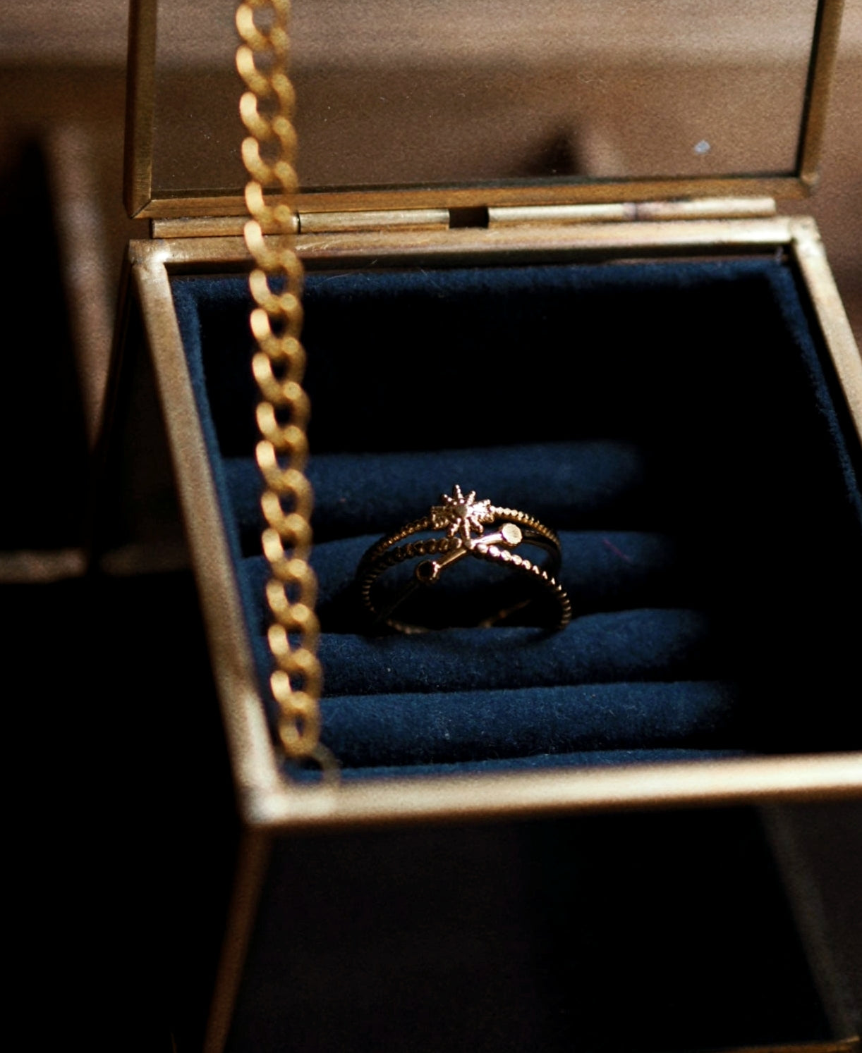 Alpha Centauri Ring Gold / Collection Sparkle