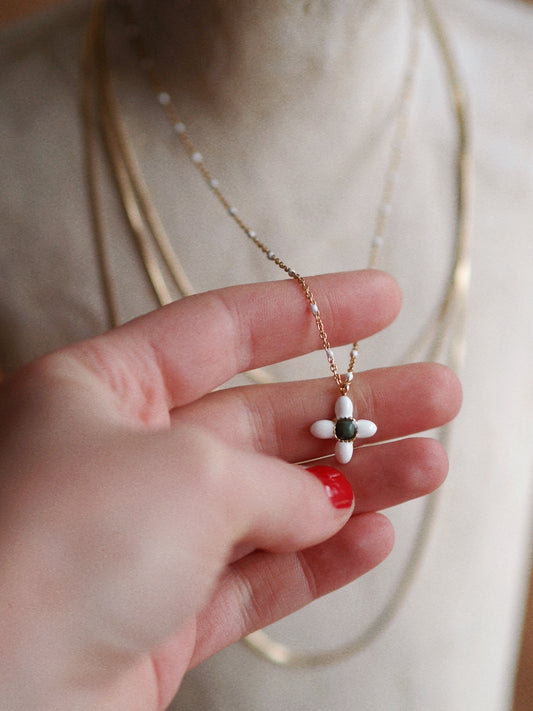 Lenka Flower Necklace