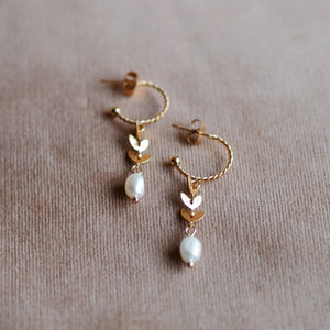 Andrea Atlas Pearl & Leaves Hoops