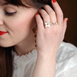 Linda Adjustable Floral Ring