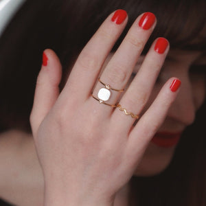 Lily Square Mother Of Pearl Ring