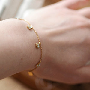 New Little Flower Bracelet In Silver colour