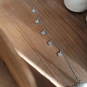 New Little Flower Bracelet In Silver colour