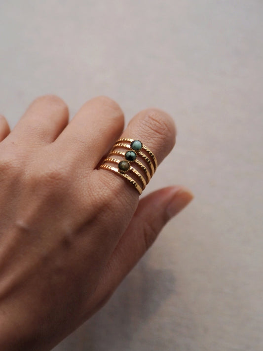 3 Lines Green Gemstone Ring