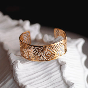 Leaf Relief Adjustable Bangle