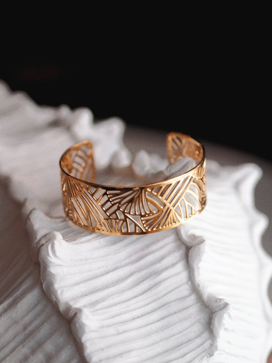 Leaf Relief Adjustable Bangle