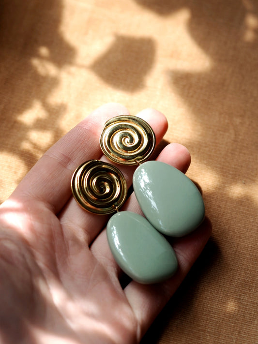 Nora Lightweight Earrings