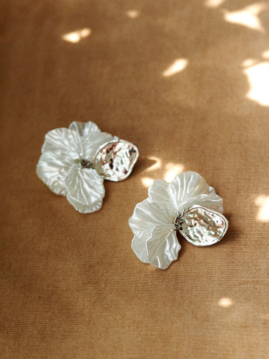Judy Floral Earrings in Silver