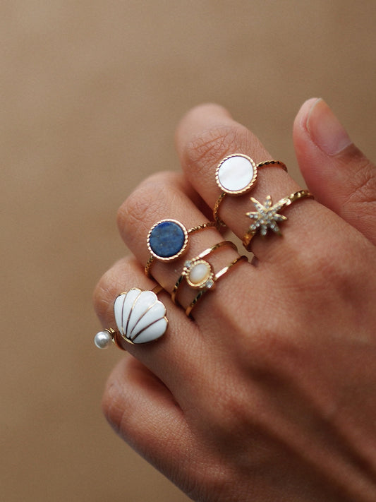 Unique Shell & Pearl Ring