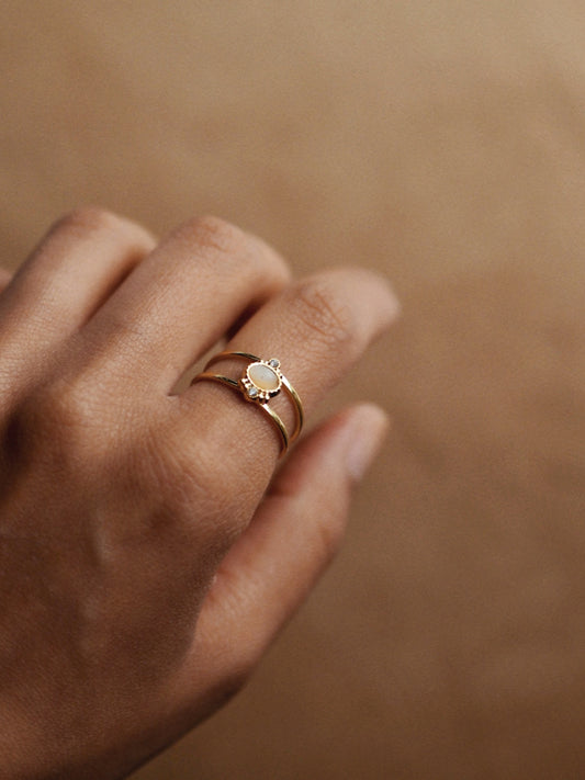 Simple Quartz Ring