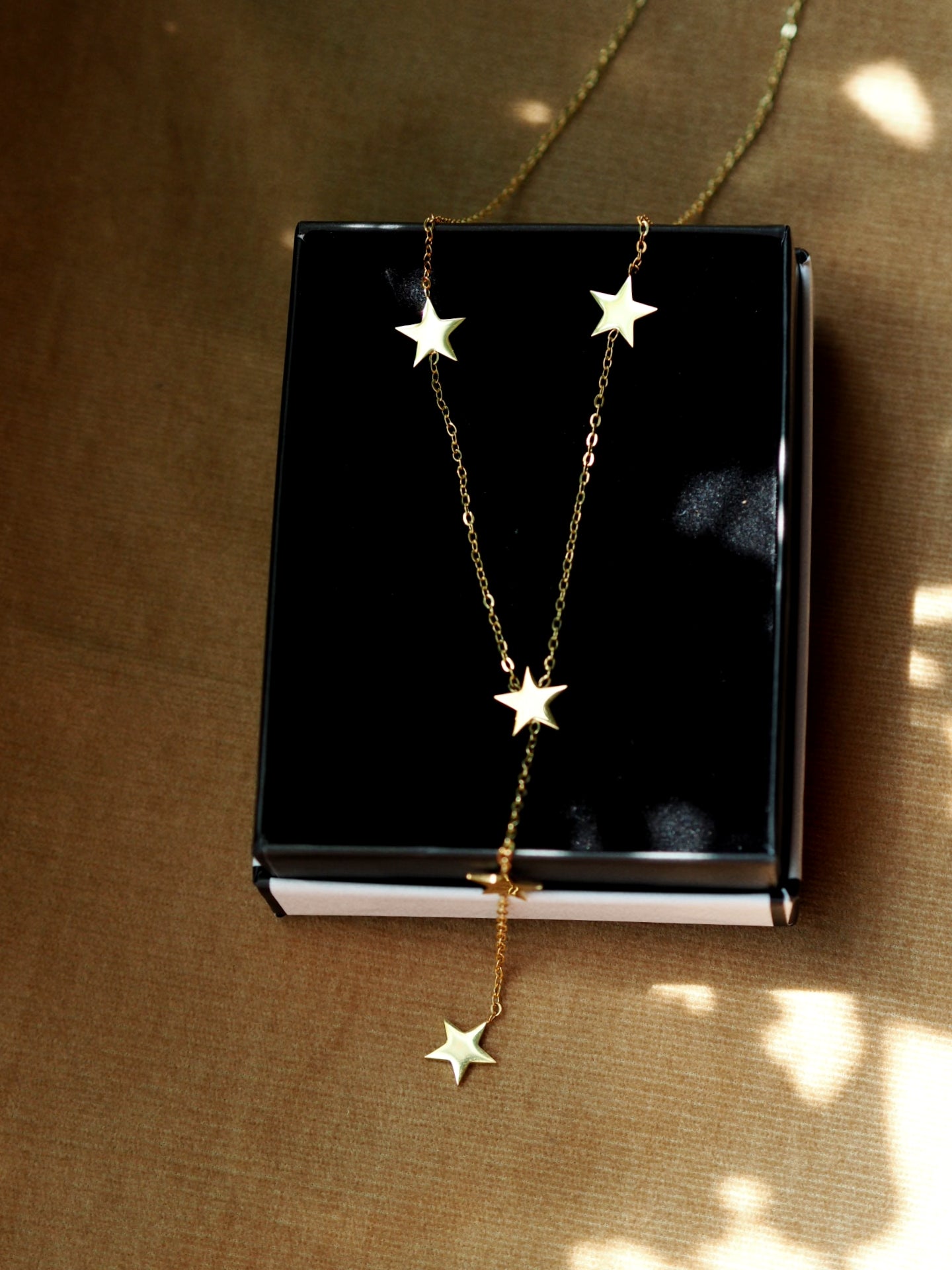 Y Shape Stars Necklace