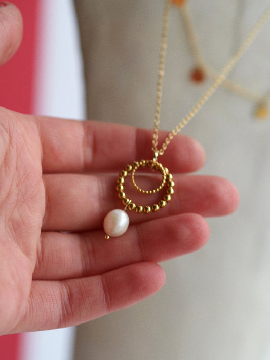 Atlas Unique Pearl Necklace