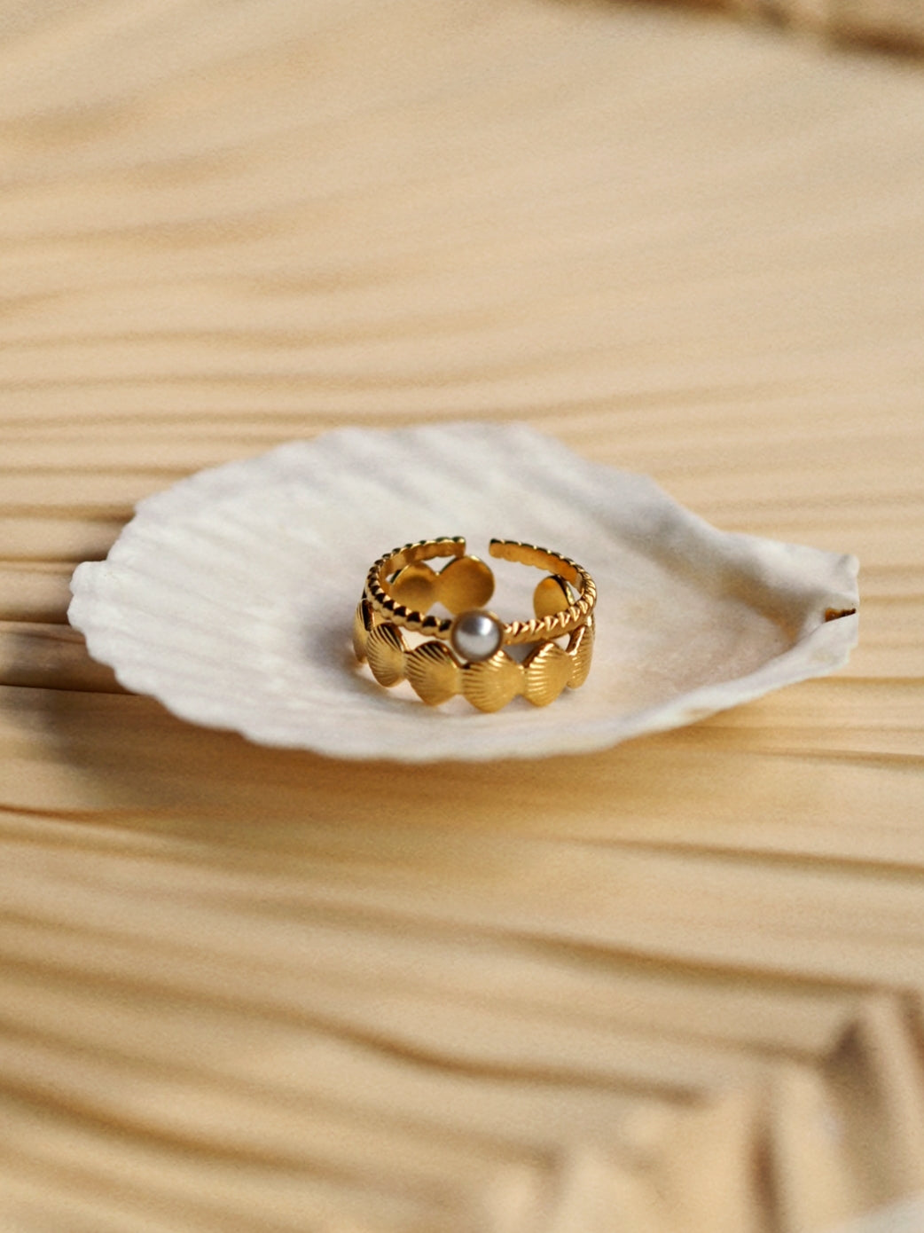 Summer Catch Pearl Ring