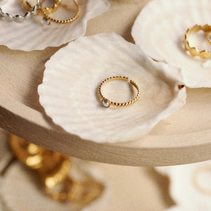Summer Catch Pearl Ring