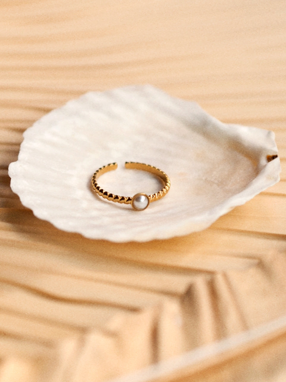 Summer Catch Pearl Ring