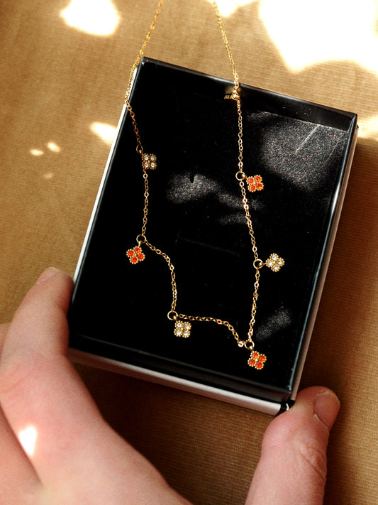 Beautiful Clover Necklace