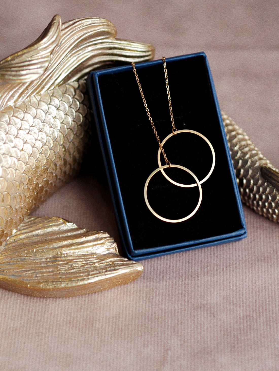 Luna Earrings In Gold 🎁