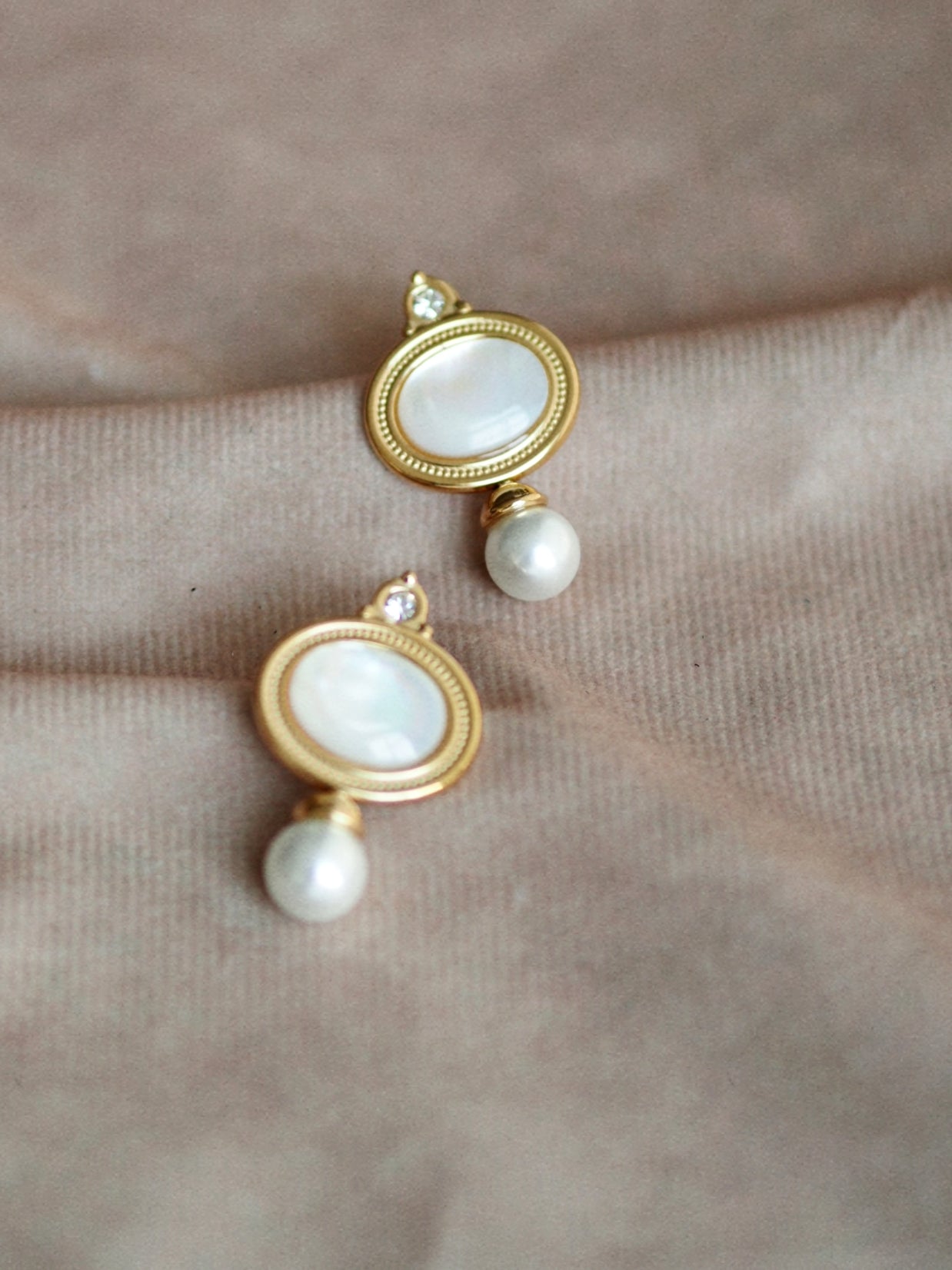 Lily Mother of Pearl Earrings