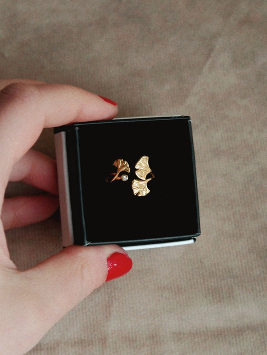 Nina Natural Ring