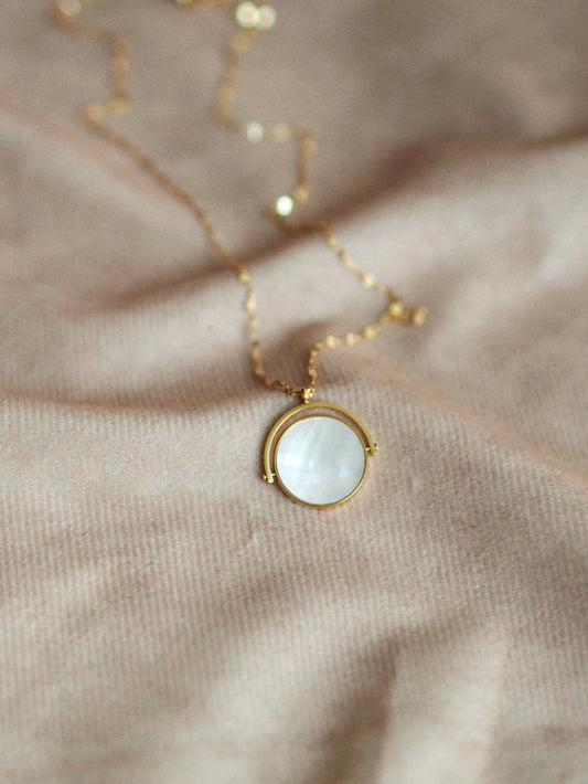 Rotating Mother of Pearl Necklace