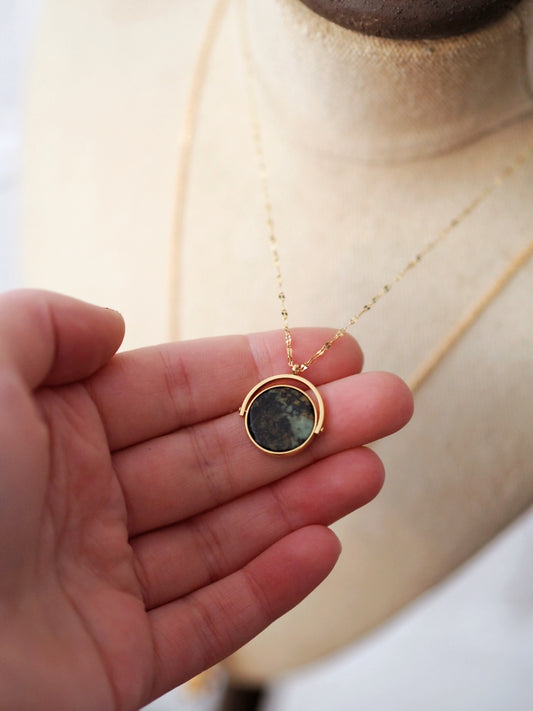 Rotating Gemstone Necklace