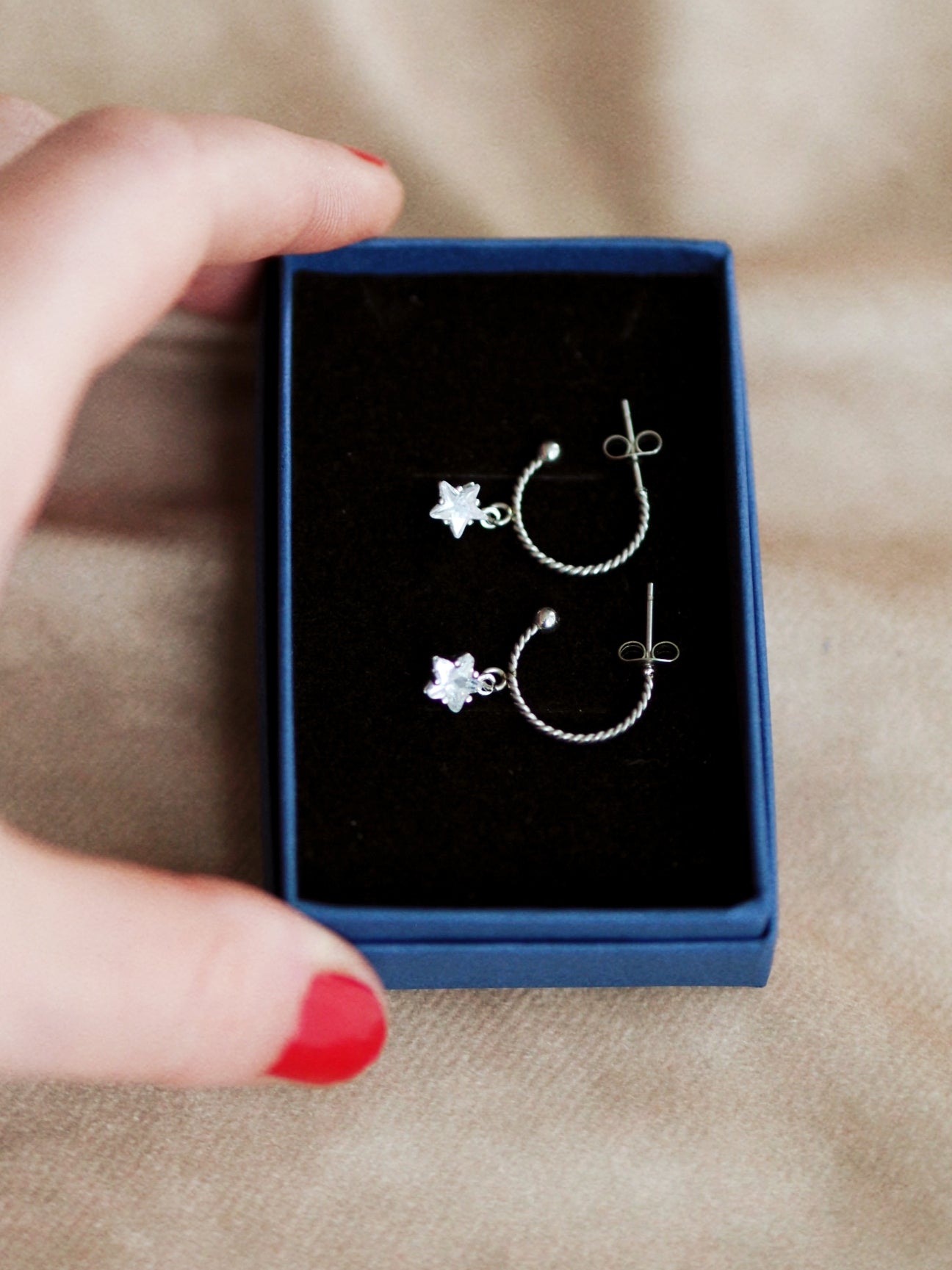 Atlas Magic Star Hoops in silver