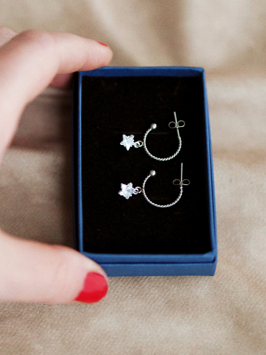 Atlas Magic Star Hoops in silver