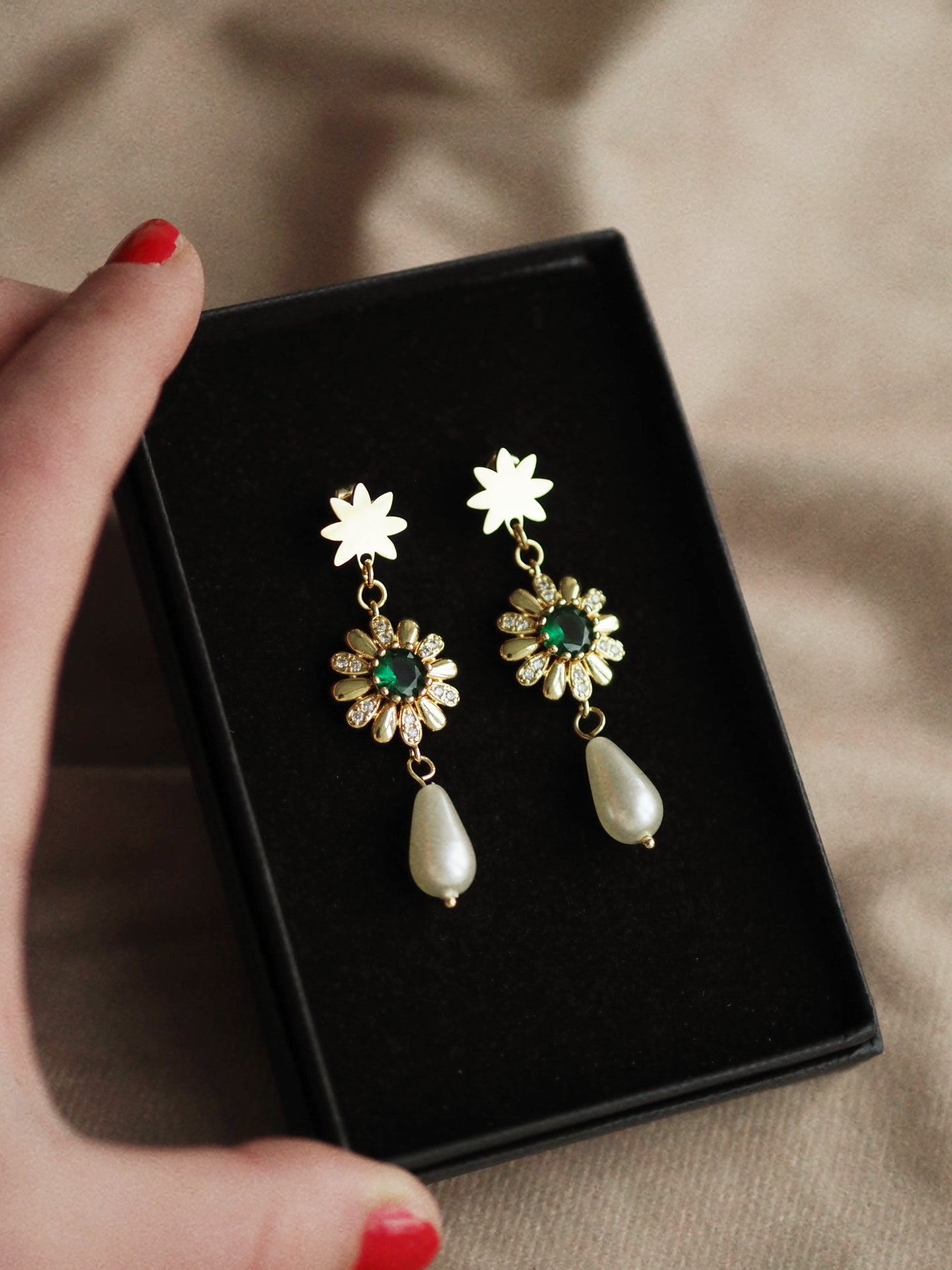 Atlas Limited Christmas Edition N°1