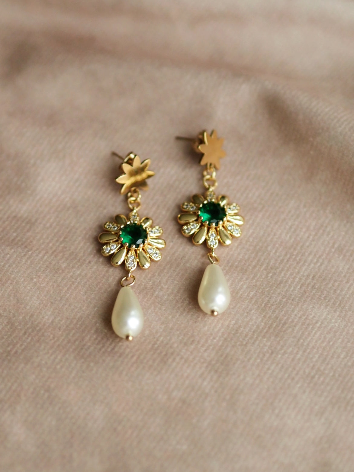 Atlas Limited Christmas Edition N°1