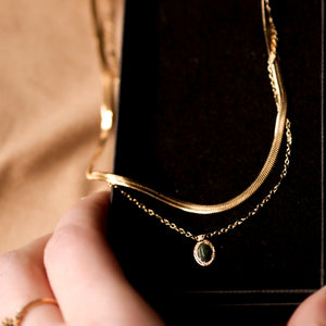 2 linea Gemstone Necklace