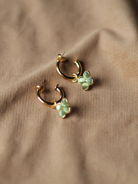 Frida Flower Earrings / Light Green
