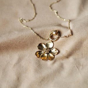 Linda Flower Necklace