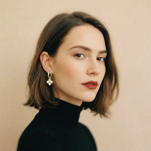 Frida Flower Earrings / Light Green