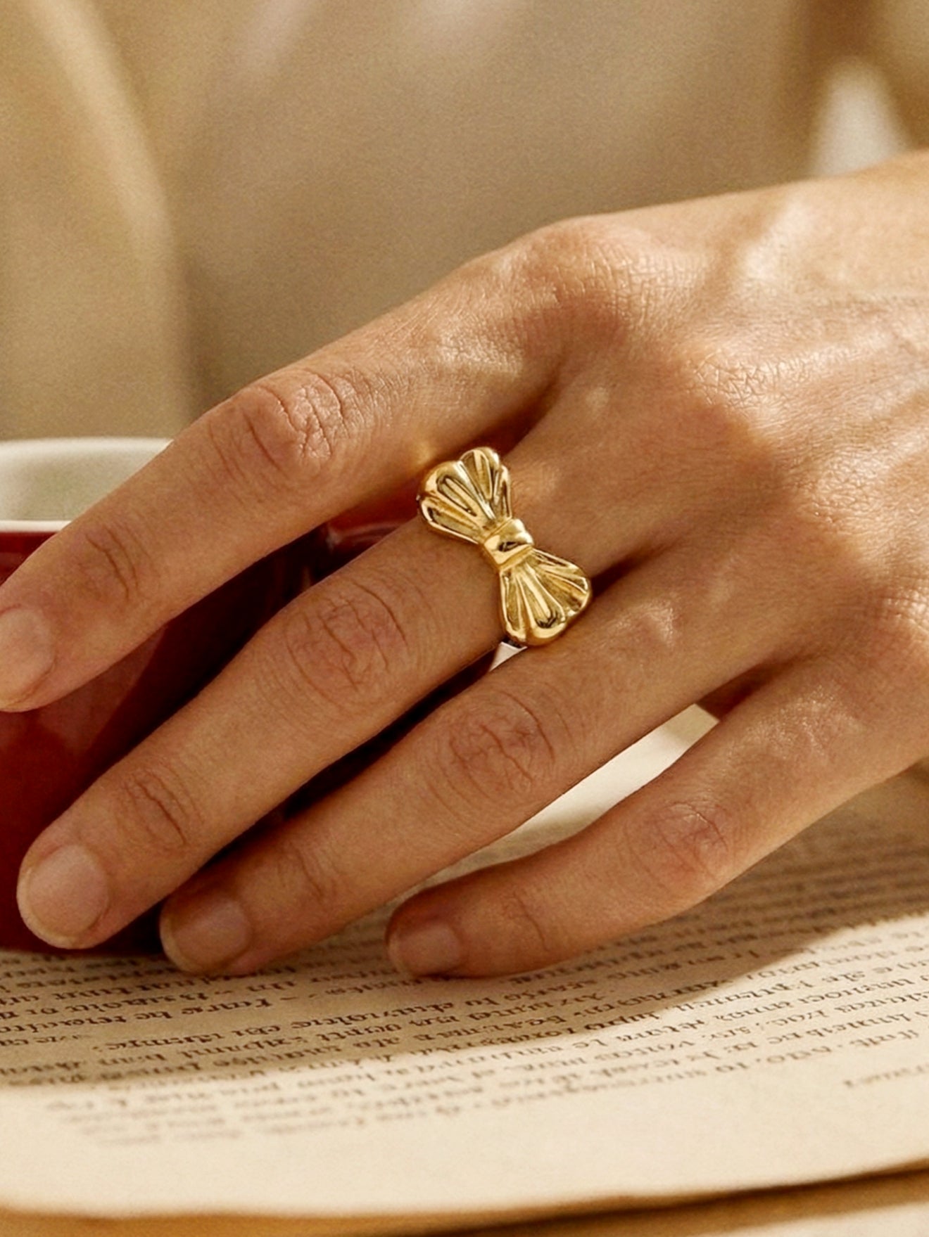 Maja Adjustable Bow Ring