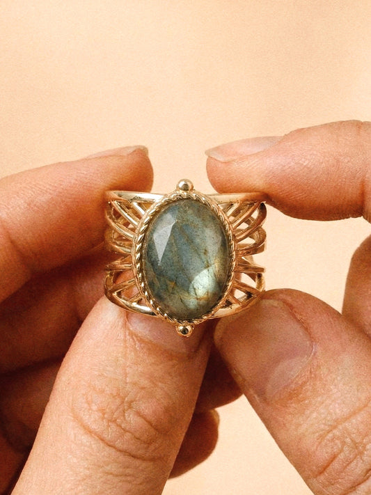 Unique Labradprite Ring
