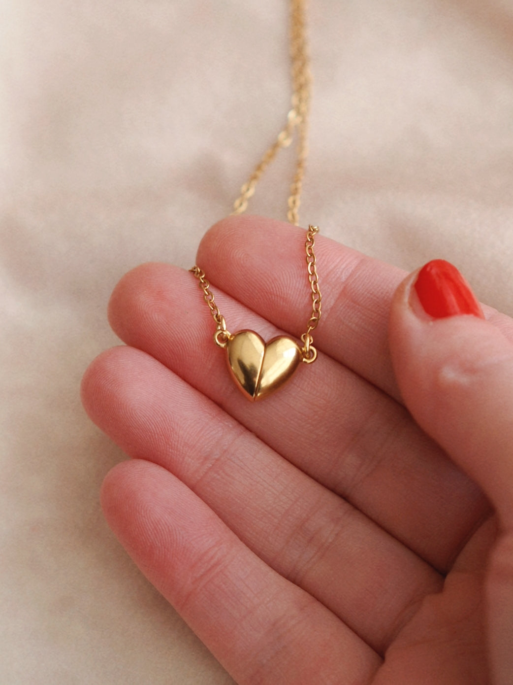 "Atlas Heart" necklace
