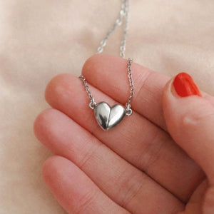 "Atlas Heart" necklace in silver