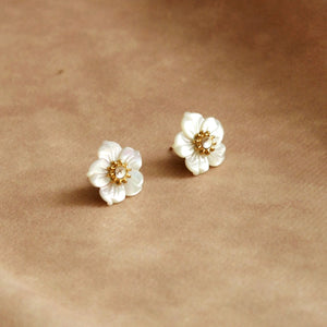 Florence Stud Earrings / White